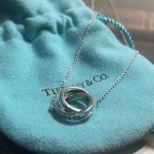 Silver Tiffany & Co Interlocking Circles Pendant